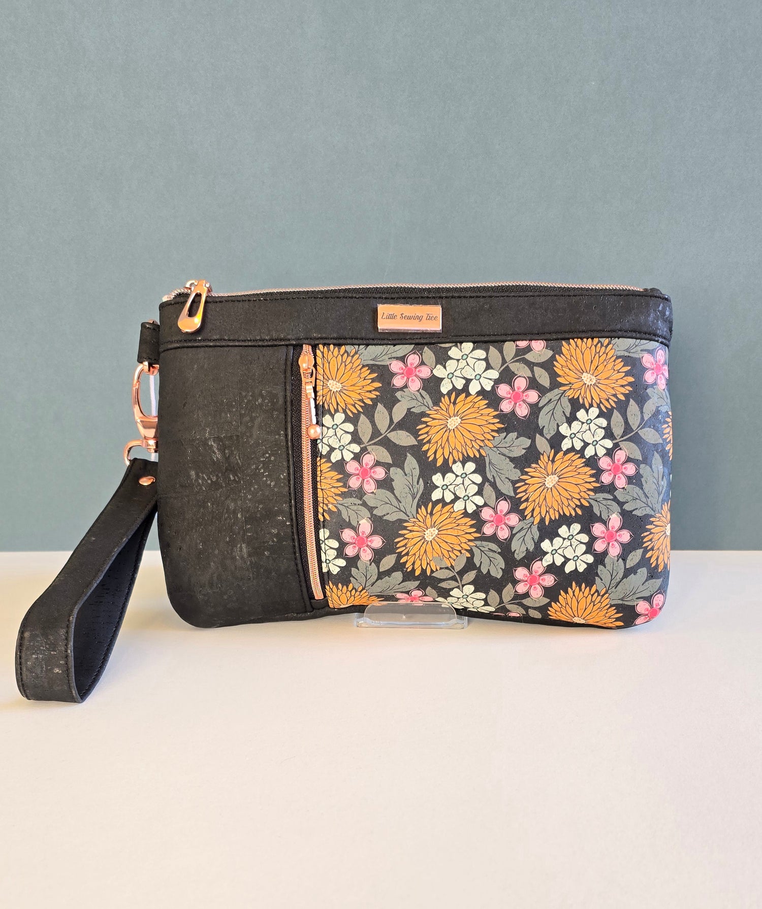 Cork Wristlet - Black