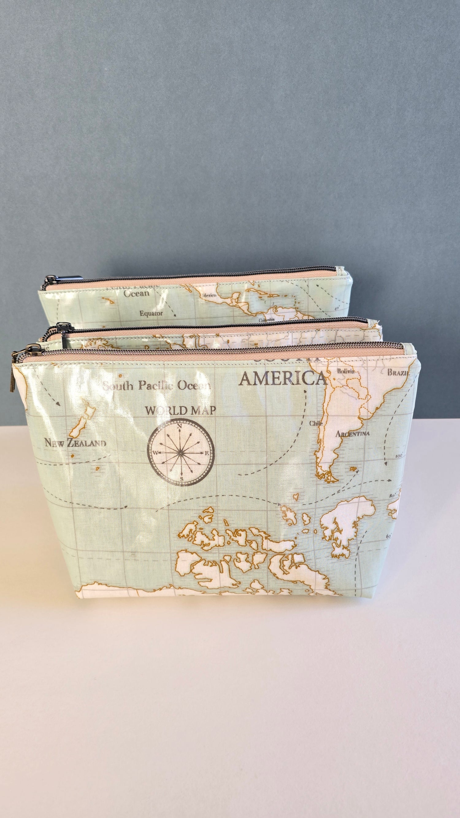 Oilcloth Make-Up Bag – Handcrafted &amp; Practical