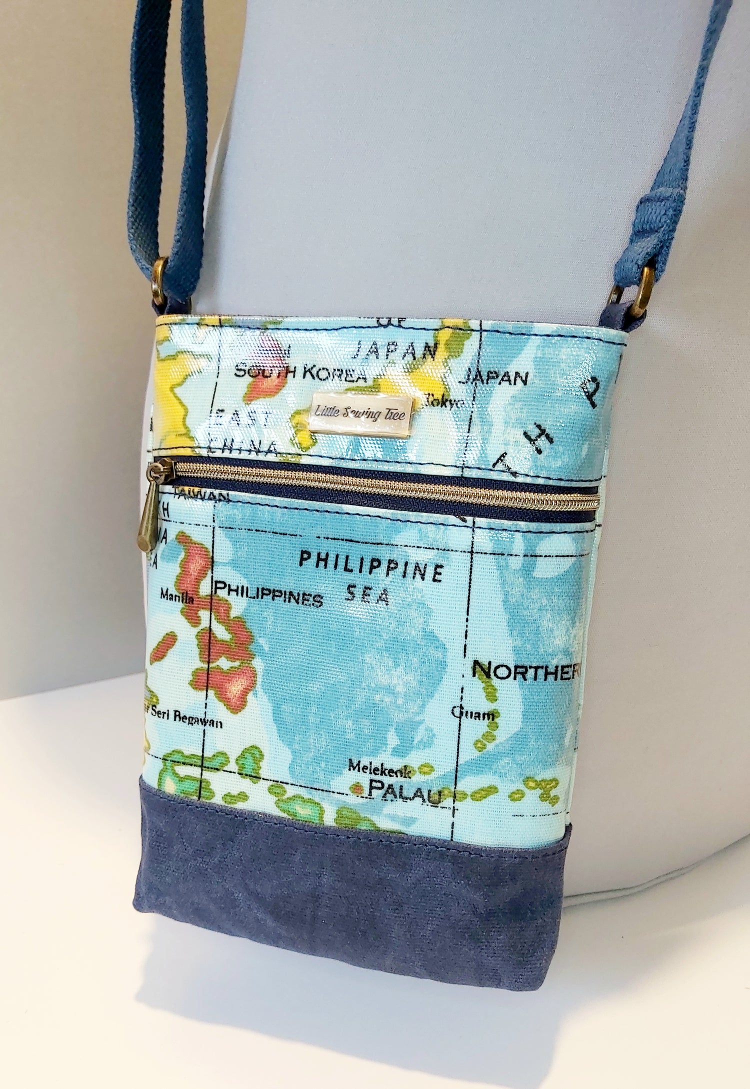 Oilcloth Phone Bag
