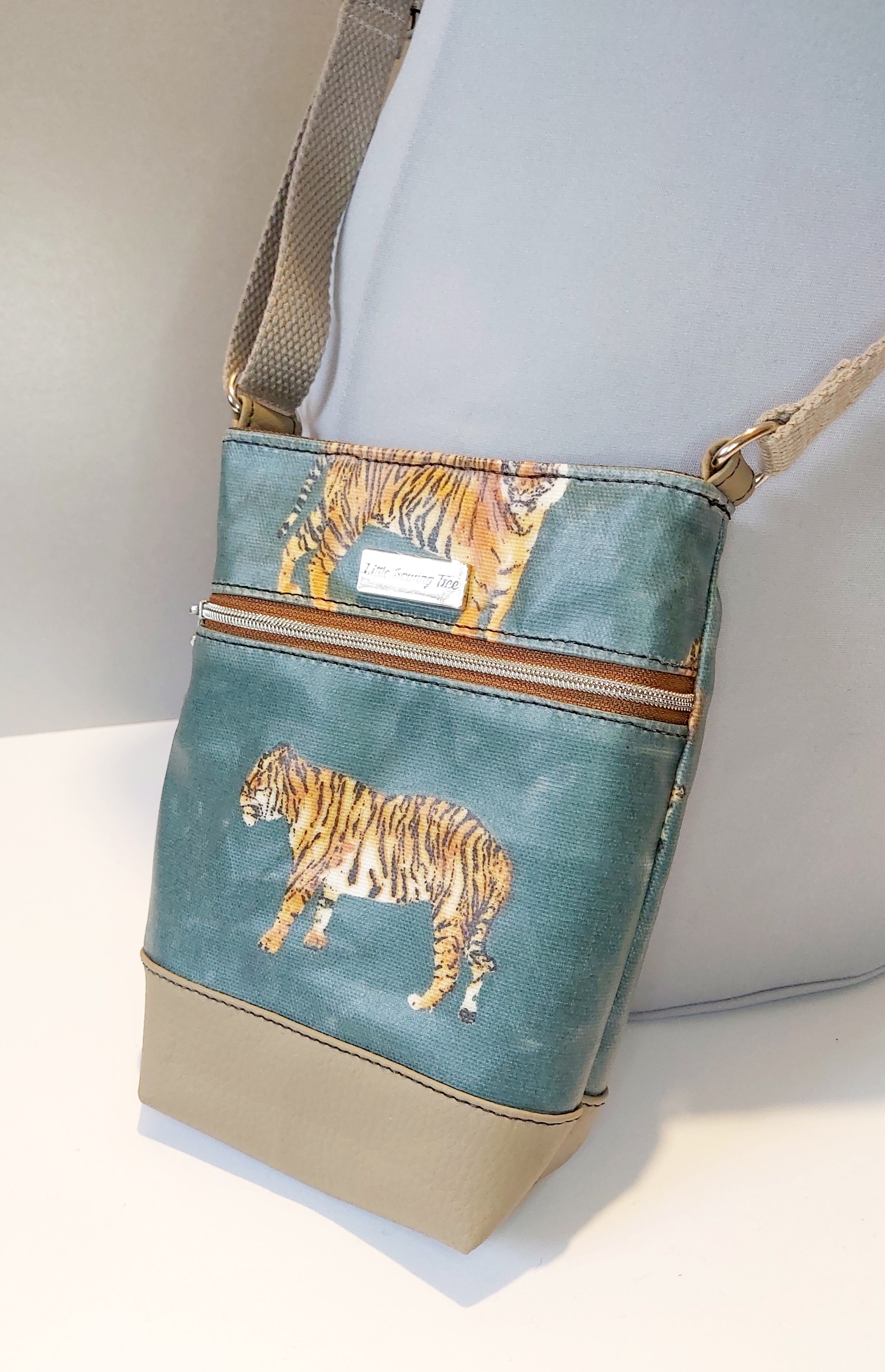 Oilcloth Phone Bag