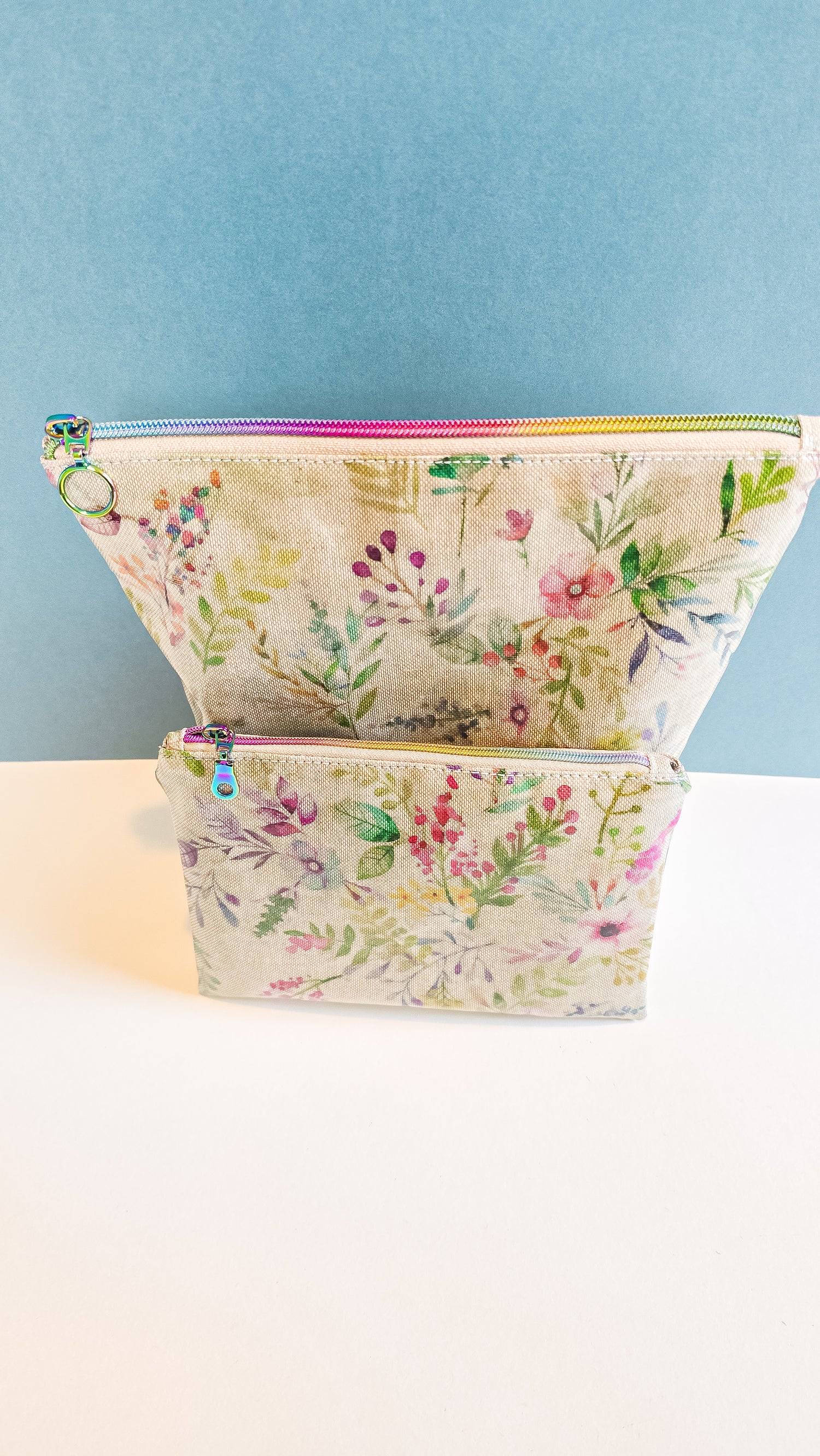 Oilcloth Make-Up Bag – Handcrafted &amp; Practical