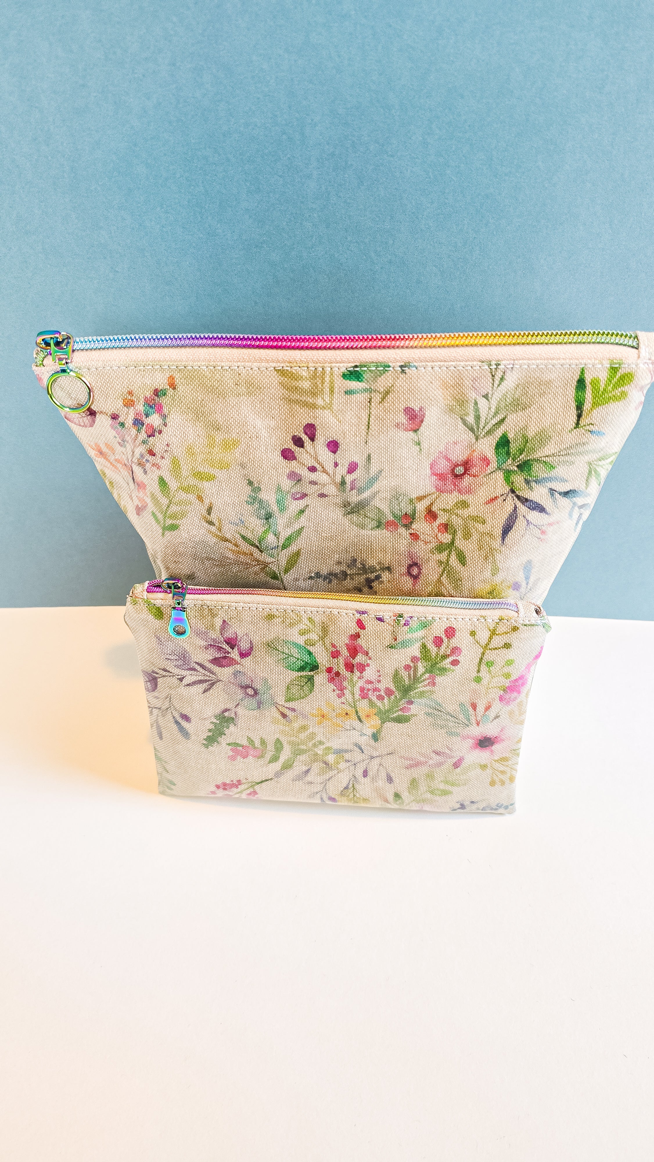 Oilcloth Make-Up Bag – Handcrafted &amp; Practical