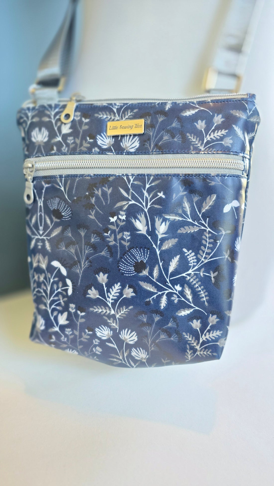 Oilcloth Crossbody Bag – Handcrafted &amp; Durable